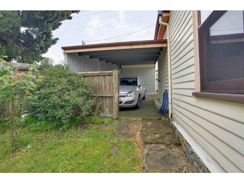 13 Button Street, Mowbray TAS 7248