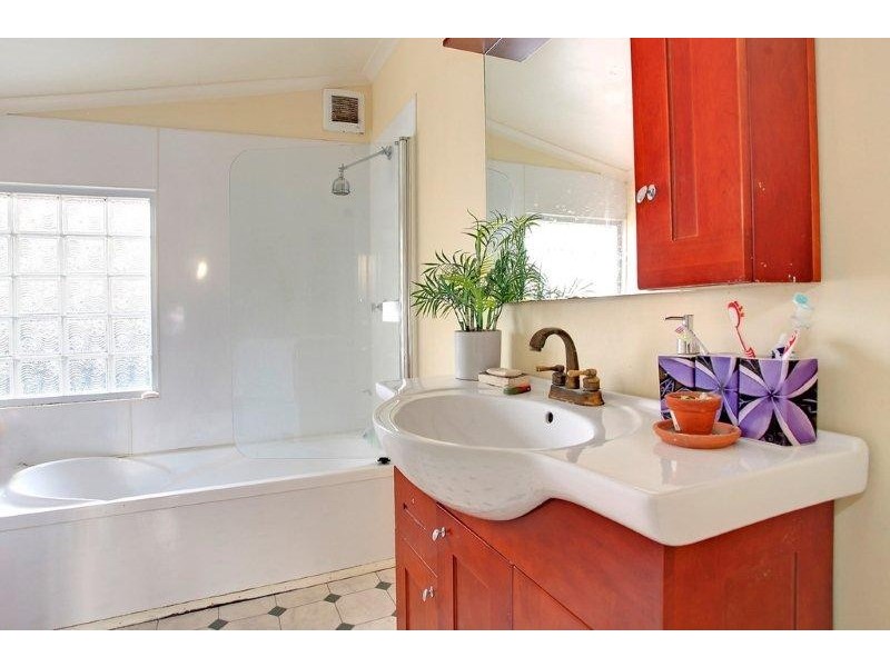 2 Doolan Street, Invermay TAS 7248