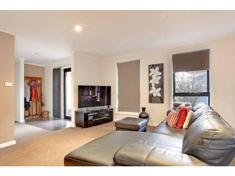 2/45 Poplar Parade, Youngtown TAS 7249