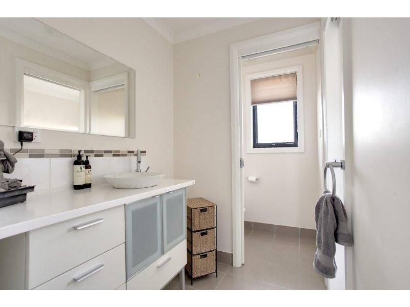 2/45 Poplar Parade, Youngtown TAS 7249