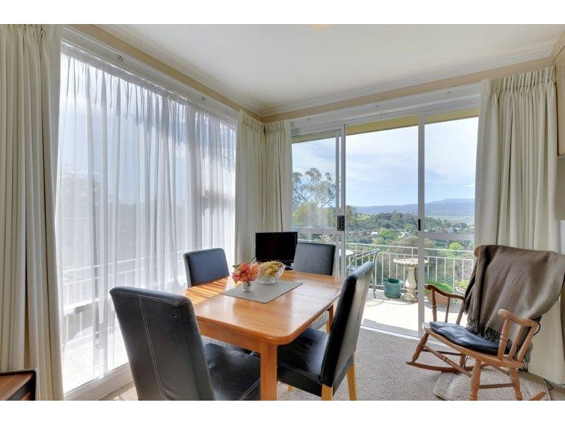 18 Denison Grove, West Launceston TAS 7250