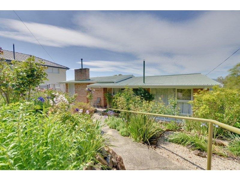 18 Denison Grove, West Launceston TAS 7250