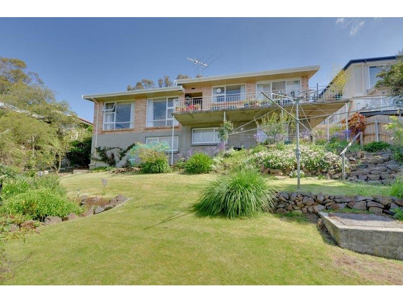 18 Denison Grove, West Launceston TAS 7250