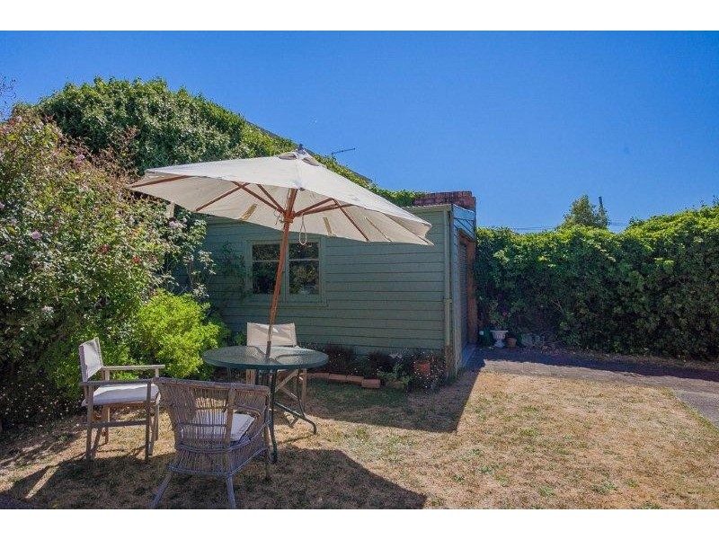 54 Janet St, Kings Meadows TAS 7249