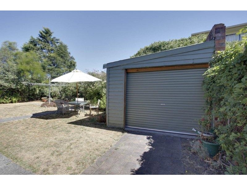 54 Janet St, Kings Meadows TAS 7249