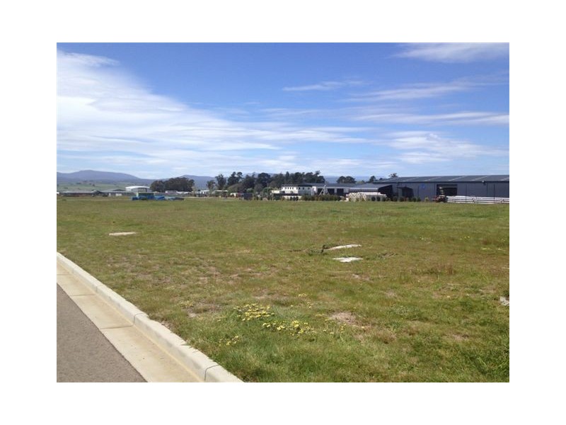 42 Translink Avenue South, Western Junction TAS 7212