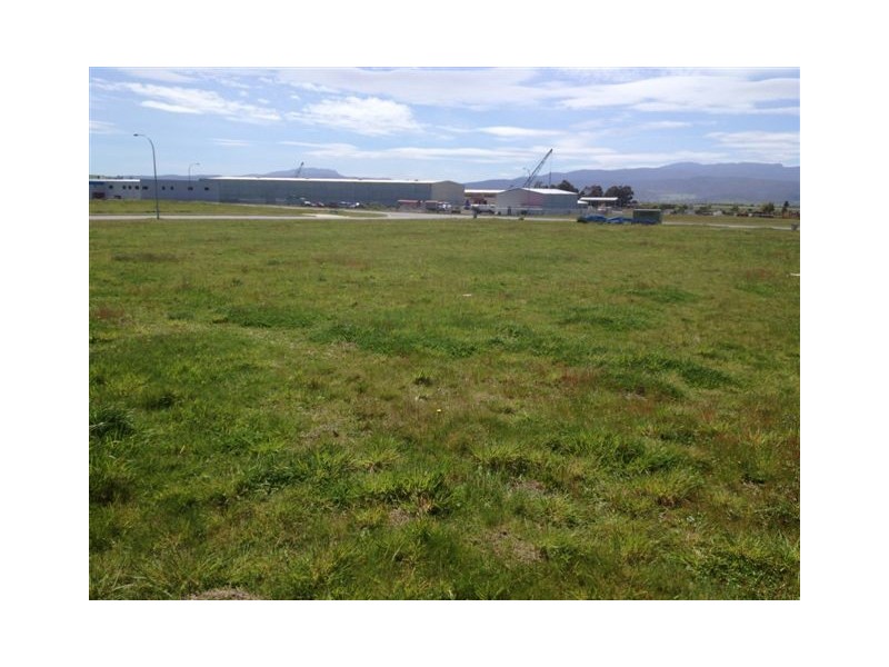 42 Translink Avenue South, Western Junction TAS 7212