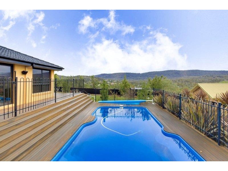 10 Columbus Drive, Blackstone Heights TAS 7250