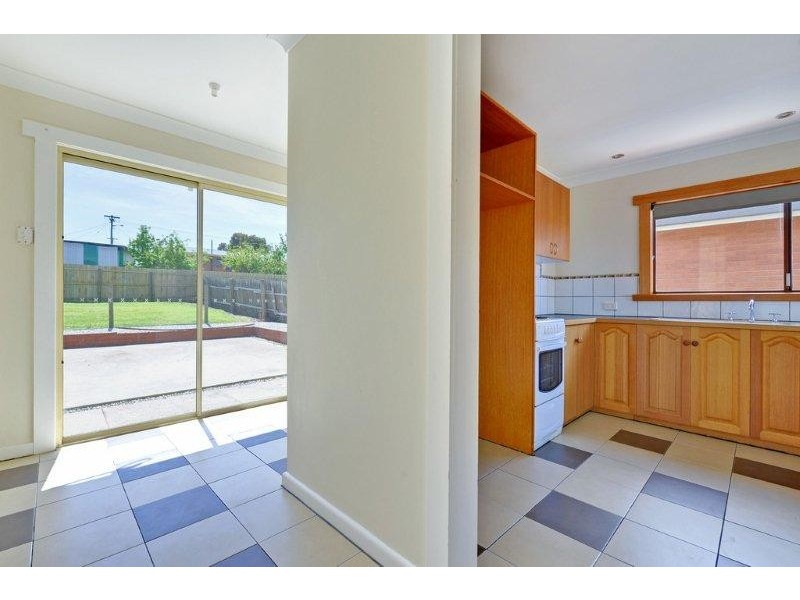 17 Paringa Avenue, Newnham TAS 7248