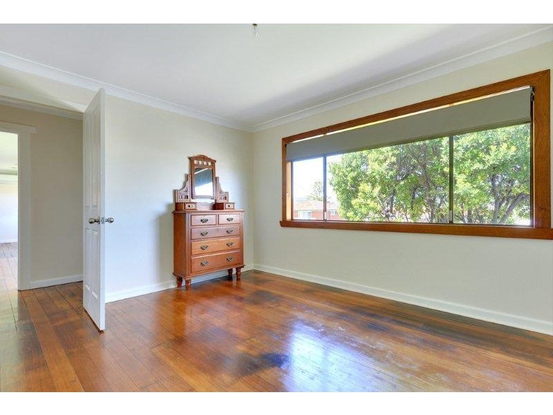 17 Paringa Avenue, Newnham TAS 7248