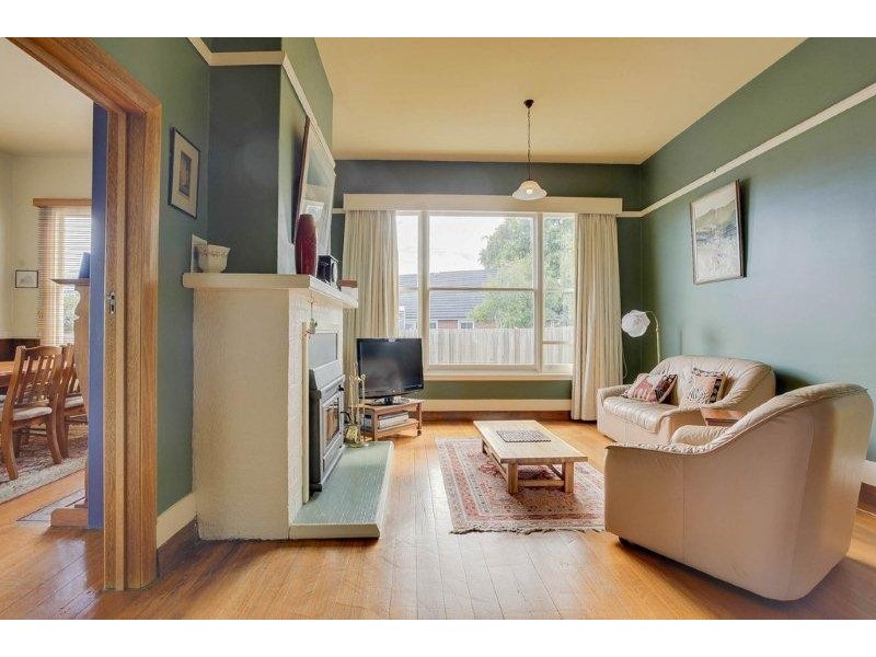 16 College Street, Newstead TAS 7250