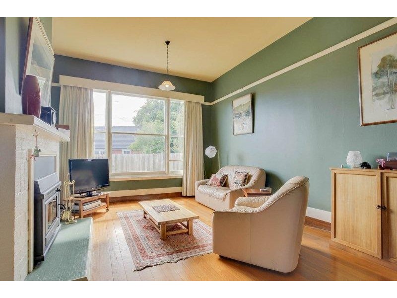16 College Street, Newstead TAS 7250