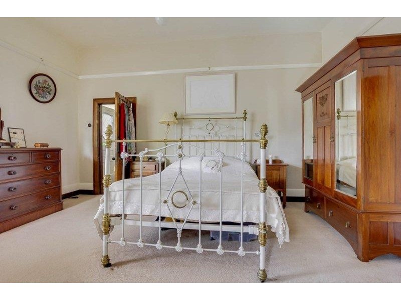 16 College Street, Newstead TAS 7250