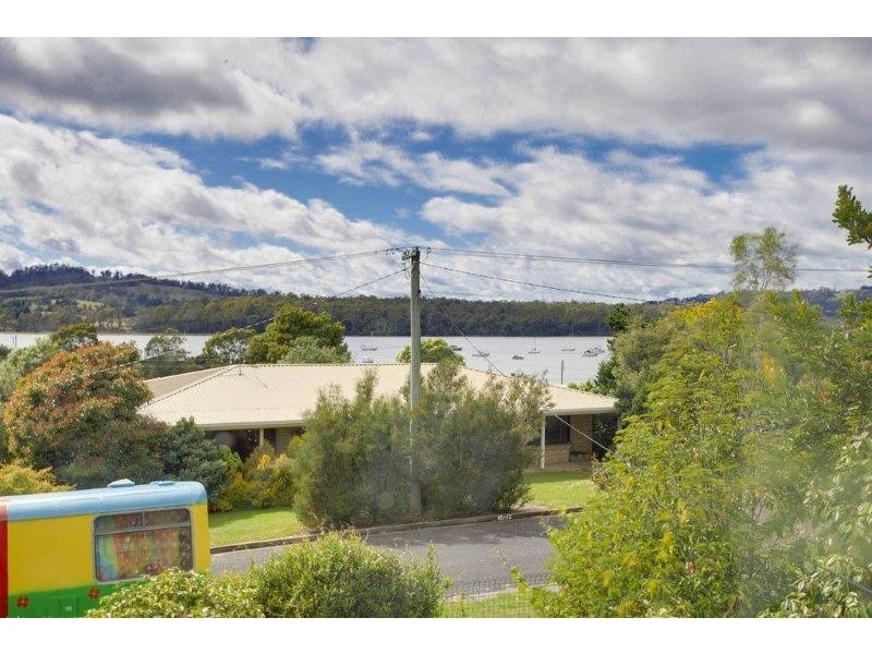 29 Taree Crescent, Gravelly Beach TAS 7276