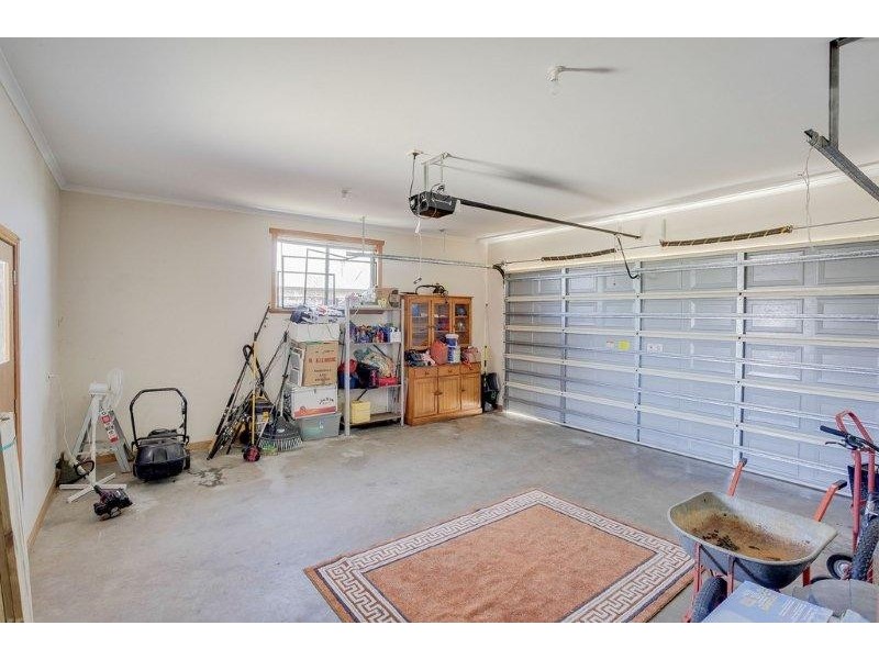 23 Rothesay Close, Newnham TAS 7248