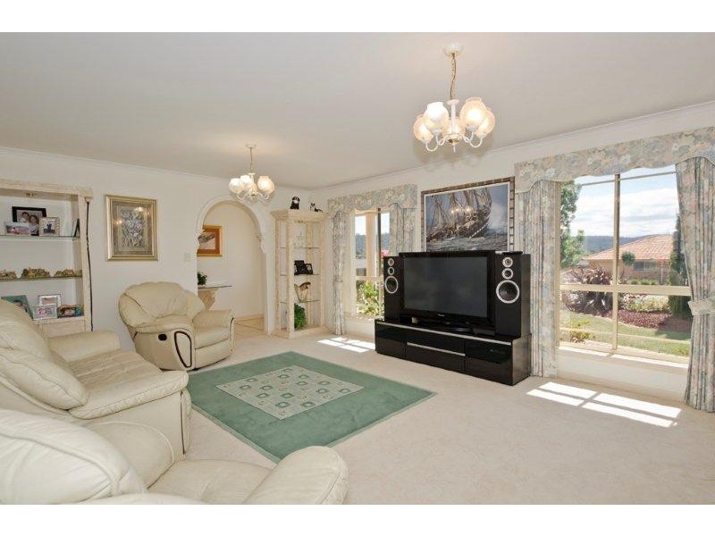 33 Holyman Drive, Prospect Vale TAS 7250