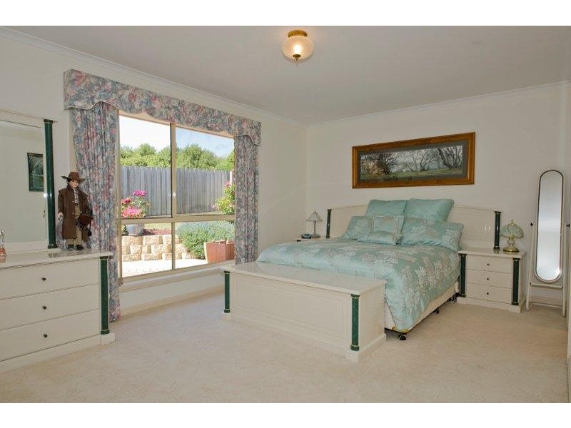 33 Holyman Drive, Prospect Vale TAS 7250