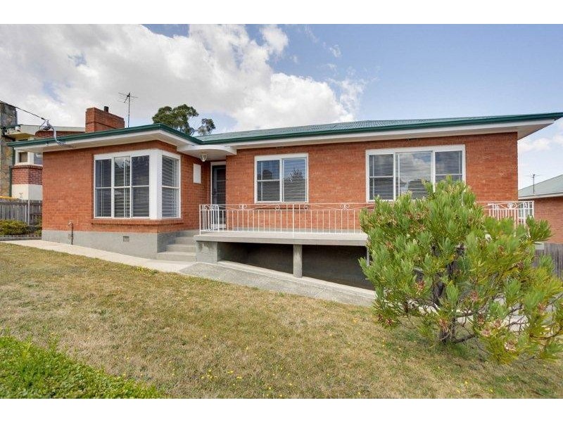 23 Ronneby Road, Newnham TAS 7248
