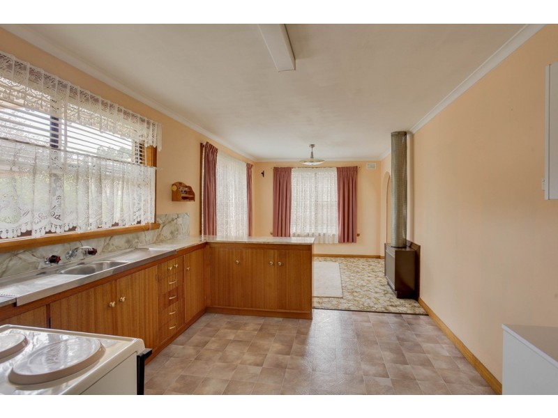 13 Guilford Rd, Riverside TAS 7250