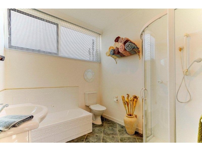 32 Chestnut Road, Youngtown TAS 7249