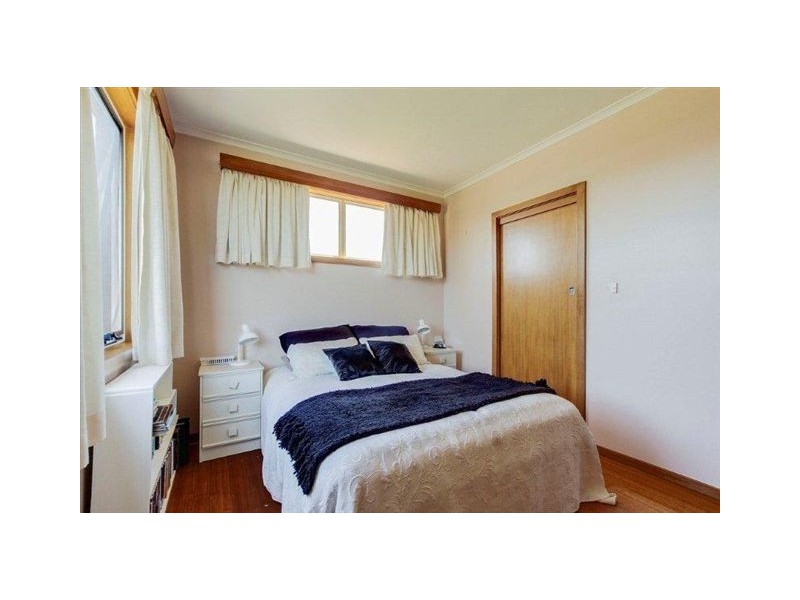 32 Chestnut Road, Youngtown TAS 7249