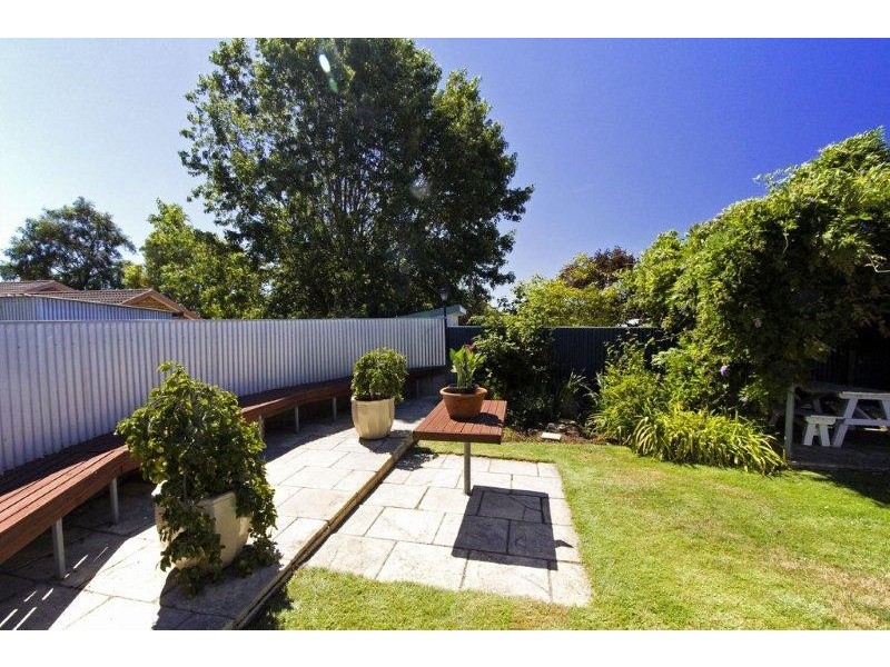 32 Chestnut Road, Youngtown TAS 7249