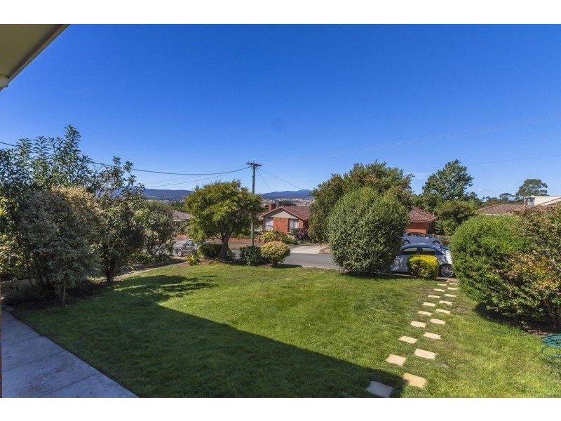 32 Chestnut Road, Youngtown TAS 7249