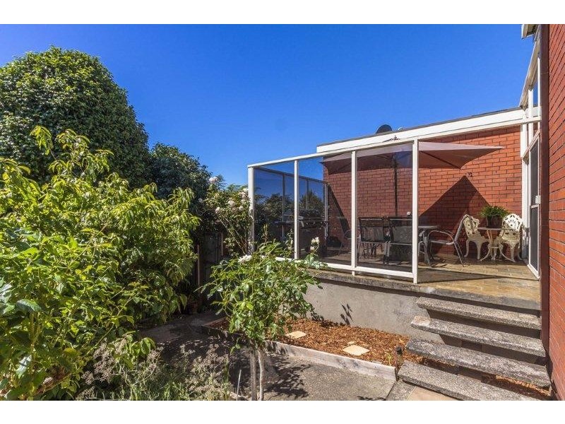 32 Chestnut Road, Youngtown TAS 7249