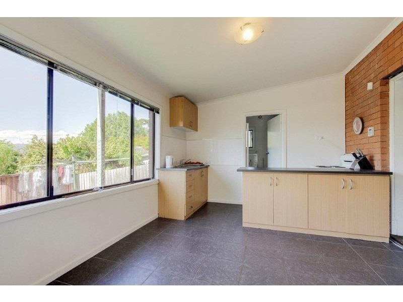 13 Ashleigh Avenue, West Launceston TAS 7250