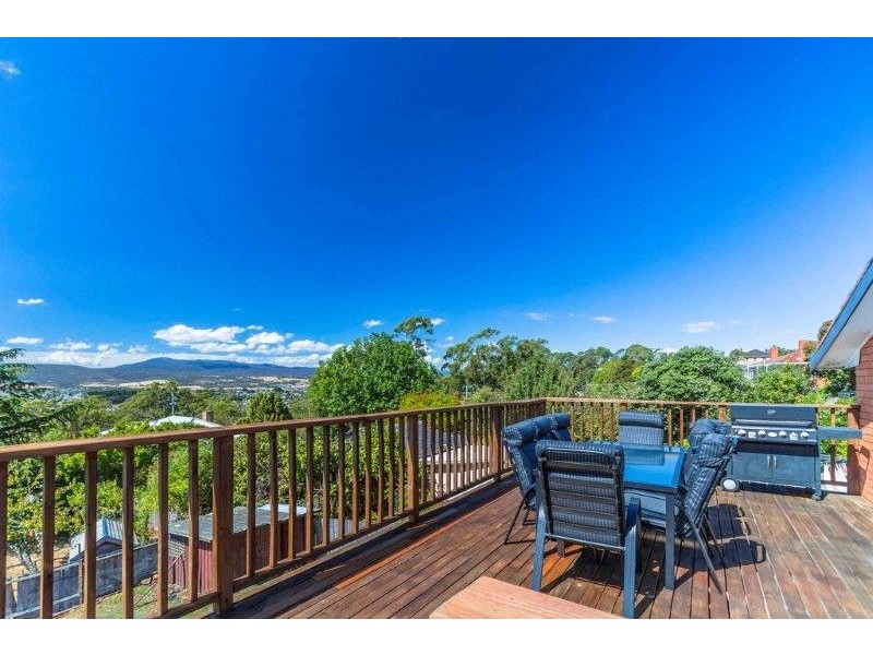 13 Ashleigh Avenue, West Launceston TAS 7250