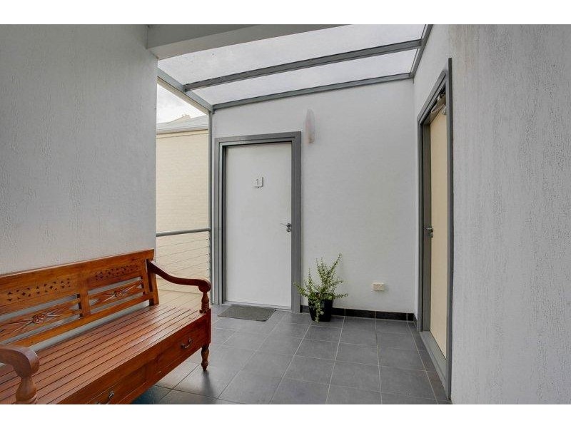 1/72 Charles Street, Launceston TAS 7250