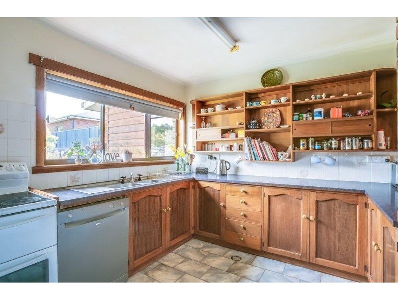 23 Guilford Rd, Riverside TAS 7250