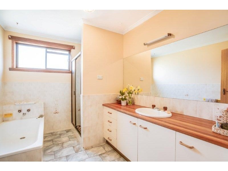 23 Guilford Rd, Riverside TAS 7250