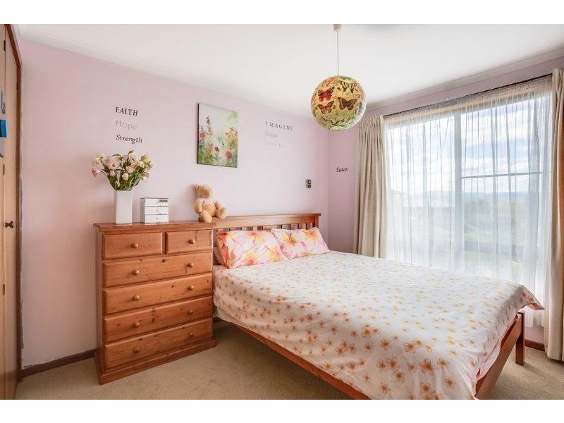 23 Guilford Rd, Riverside TAS 7250