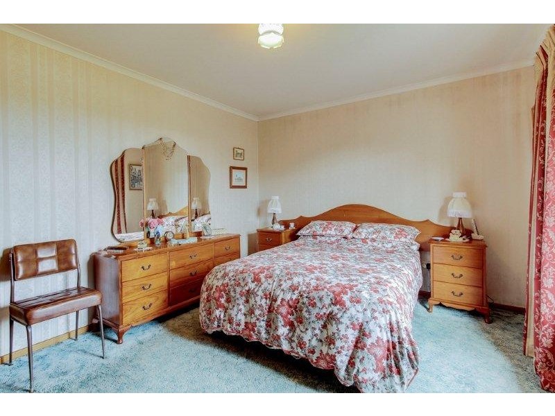 7 Rondora Court, Newnham TAS 7248