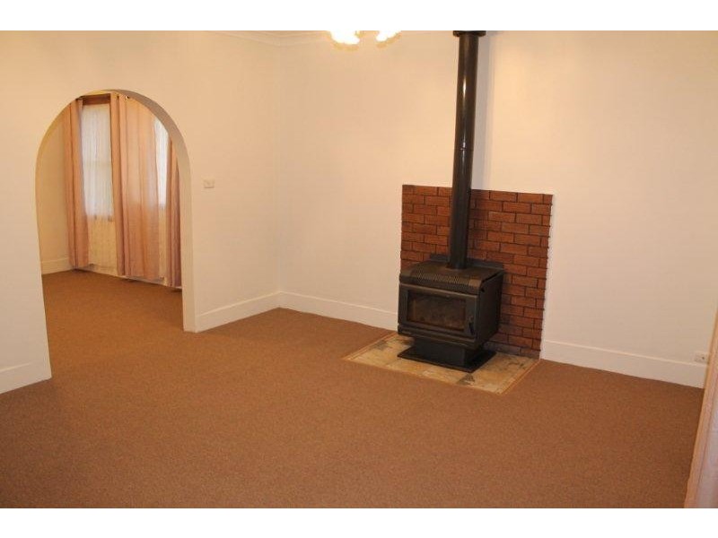 94 East Barrack Street, Deloraine TAS 7304