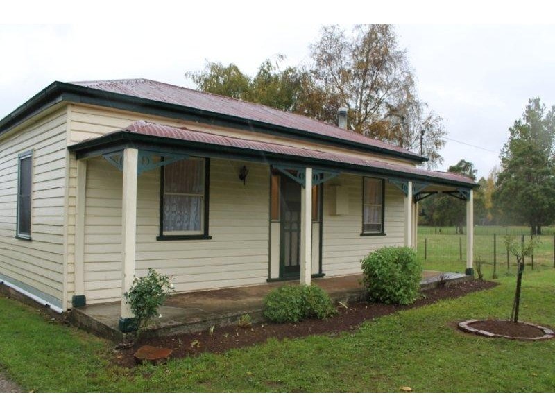 94 East Barrack Street, Deloraine TAS 7304