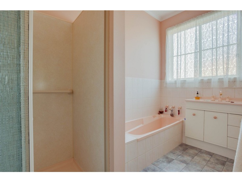 2/2 Munford Street, Kings Meadows TAS 7249