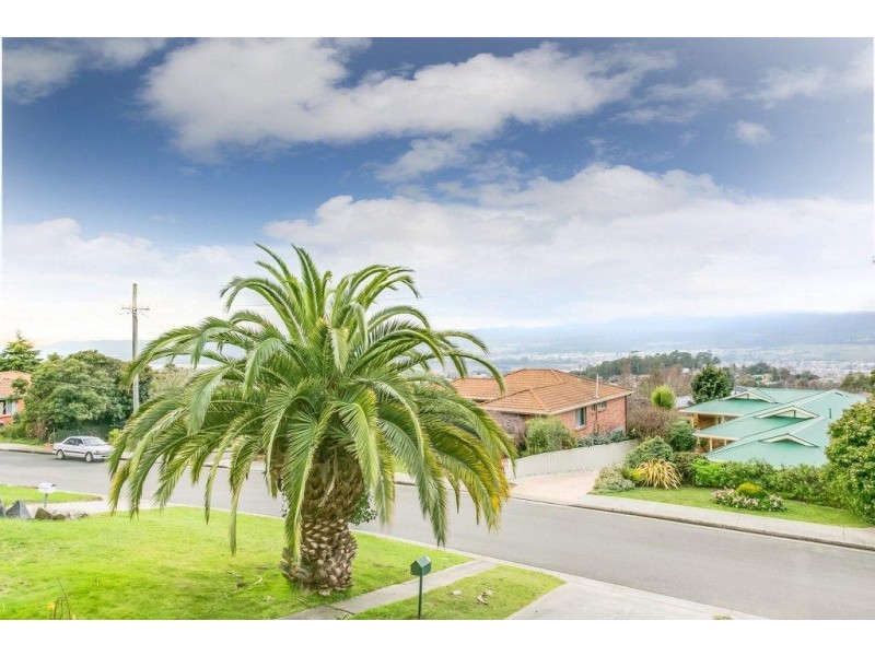 105 New World Avenue, Trevallyn TAS 7250