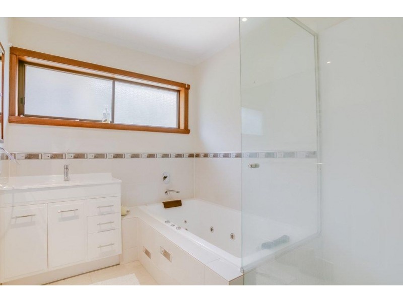105 New World Avenue, Trevallyn TAS 7250