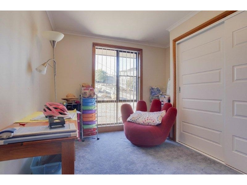 16 Kertch Rd, St Leonards TAS 7250
