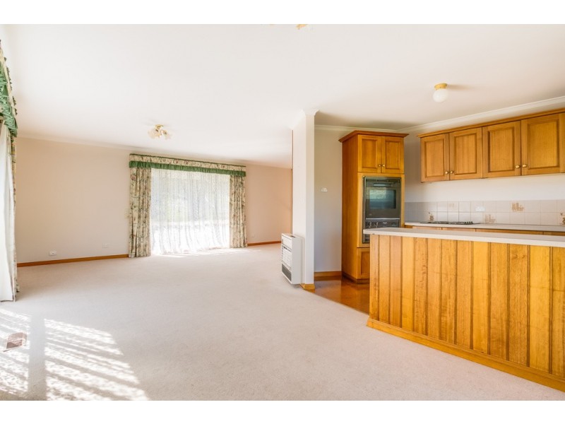 6 Walton St, West Launceston TAS 7250