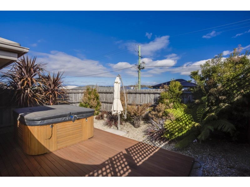 1 Onyx Court, Perth TAS 7300
