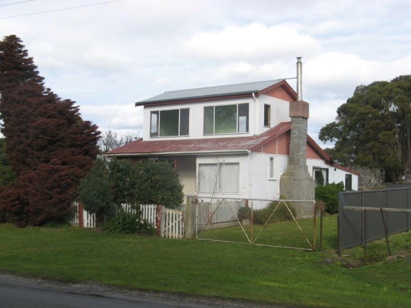 8 Edward Street, Bridport TAS 7262