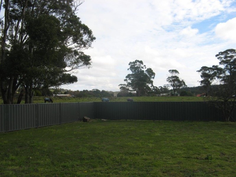 8 Edward Street, Bridport TAS 7262