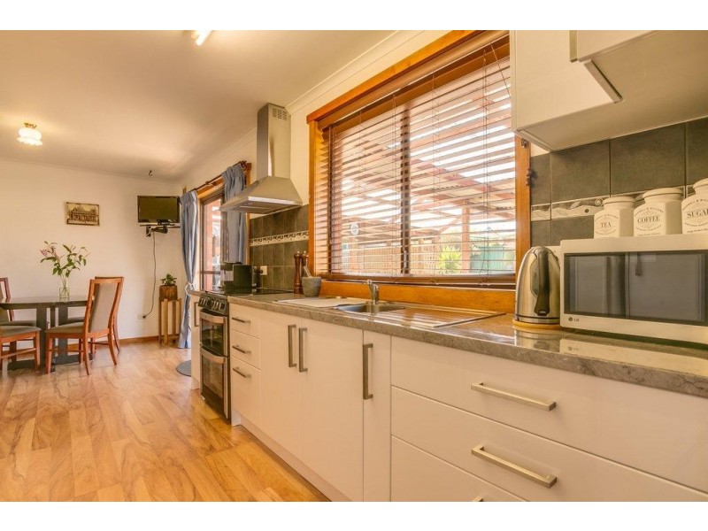 20 Packham Street, Newnham TAS 7248