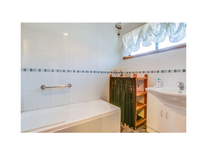 20 Packham Street, Newnham TAS 7248