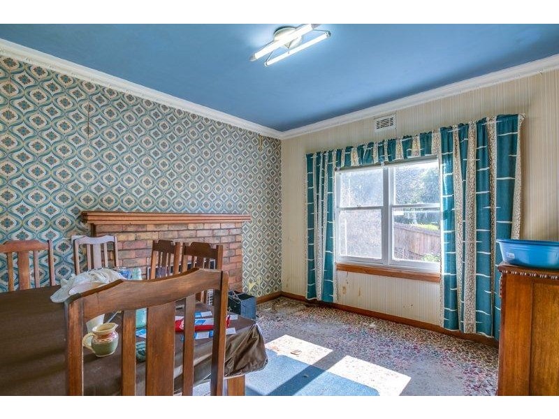26 Ernest St, Kings Meadows TAS 7249