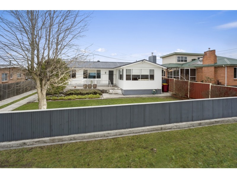 6 Ronneby Road, Newnham TAS 7248