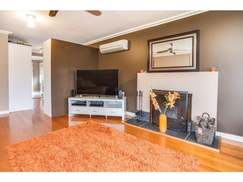 6 Ronneby Road, Newnham TAS 7248